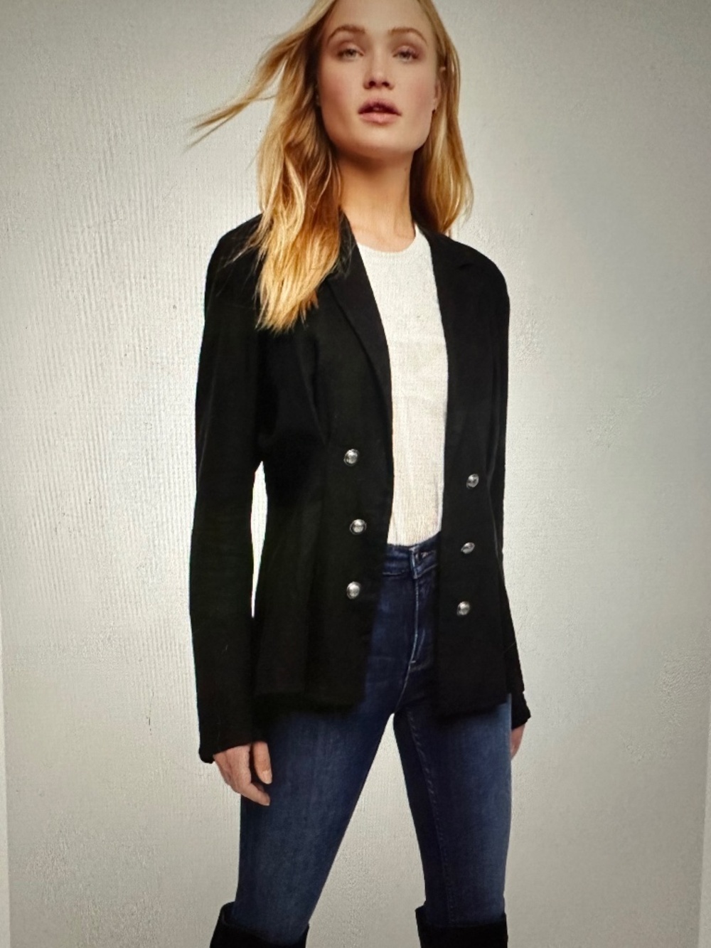 Free people Fitted Linen &0’s Blazer. Like New